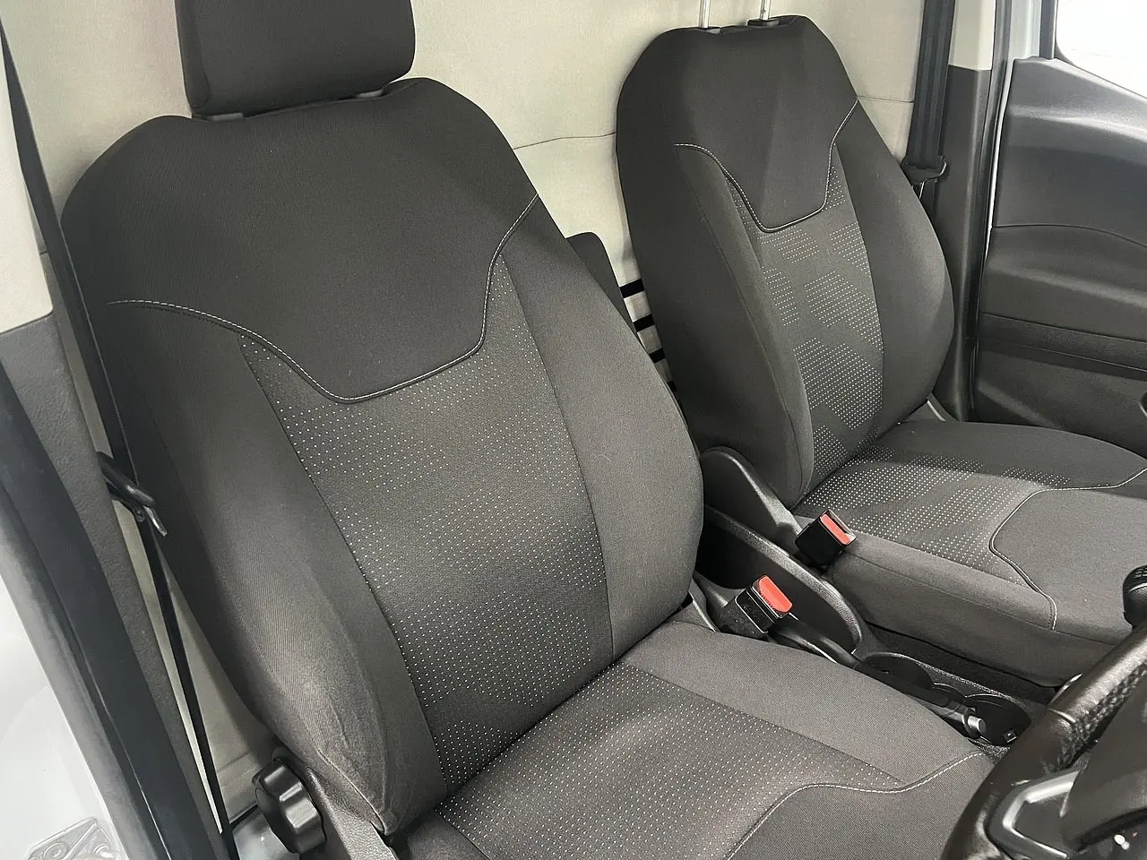 2019 Ford Transit Courier, photo 6