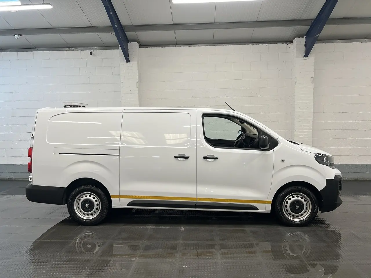 2024 Vauxhall Vivaro, photo 9