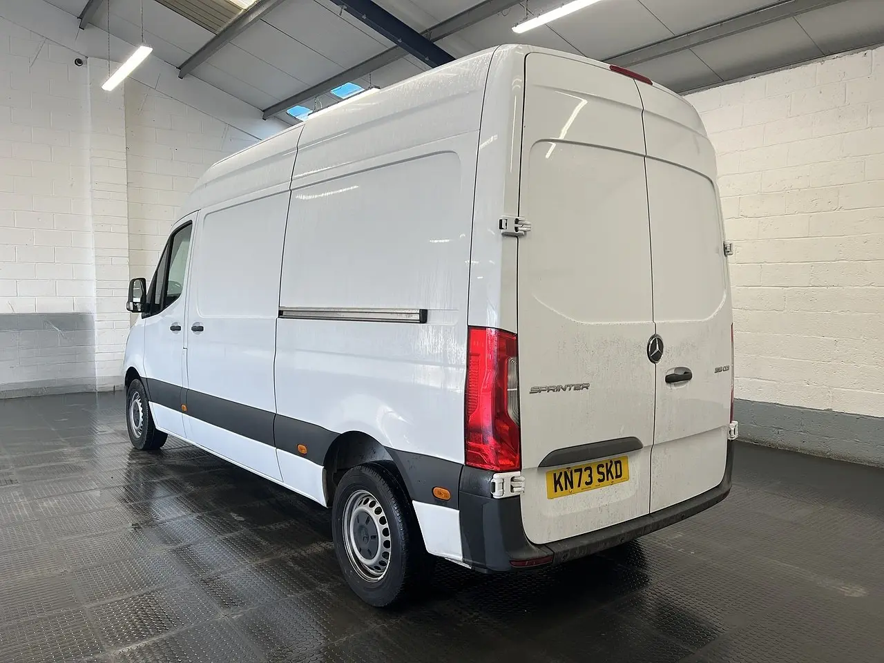2023 Mercedes-Benz Sprinter, photo 3