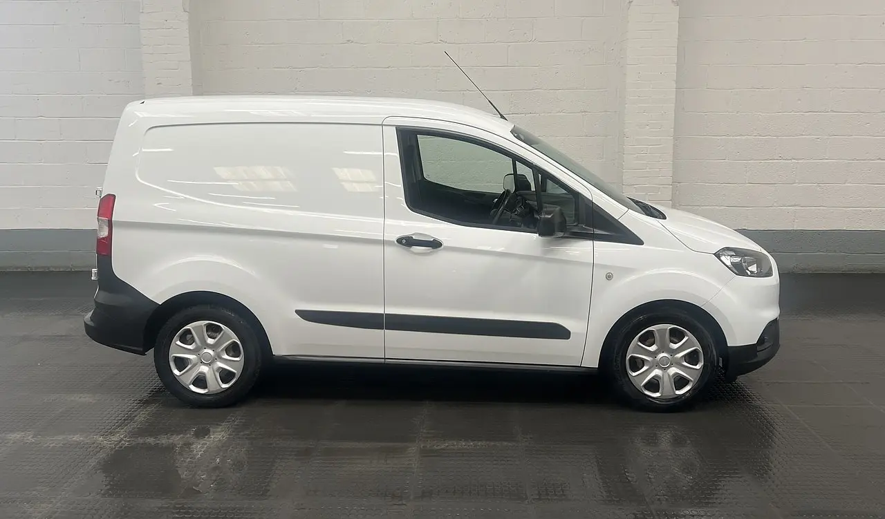 2020 Ford Transit Courier, photo 9