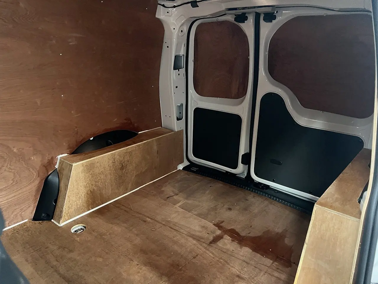 2023 Volkswagen Caddy, photo 2