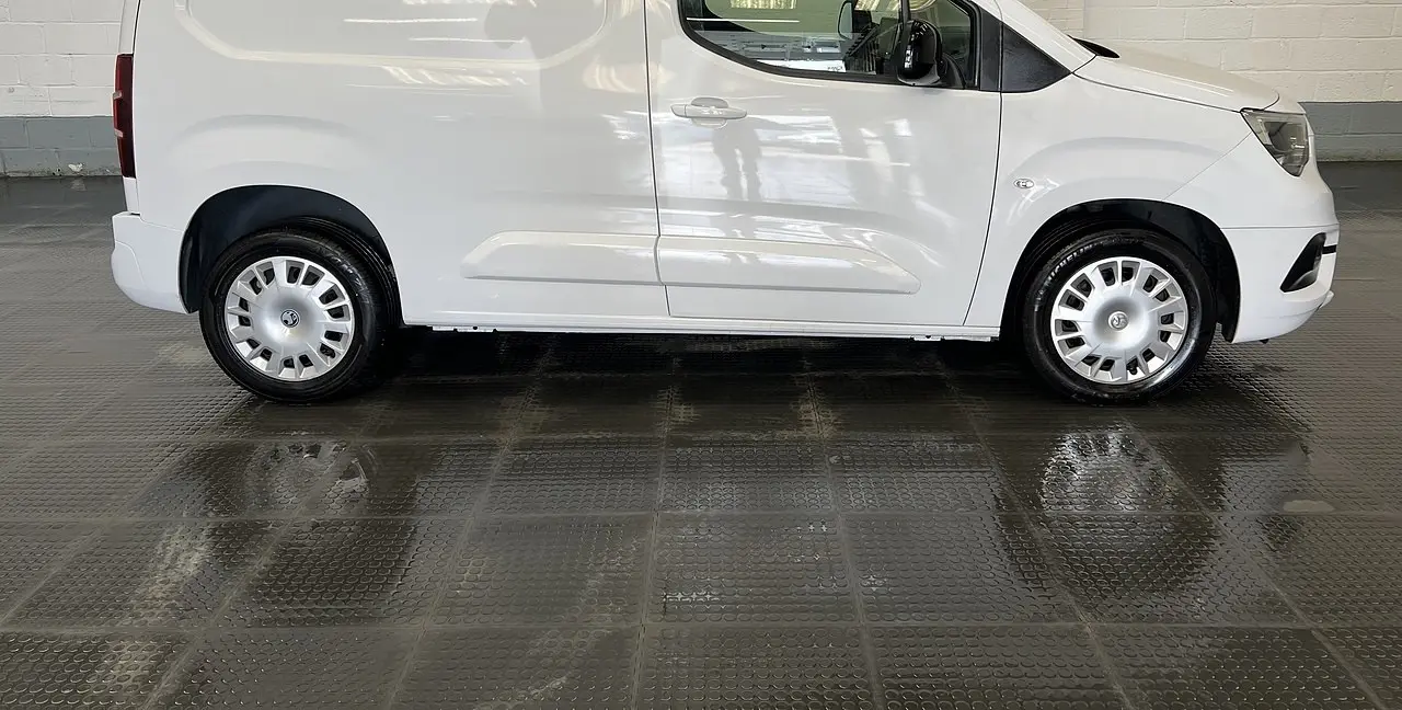 2023 Vauxhall Combo, photo 9