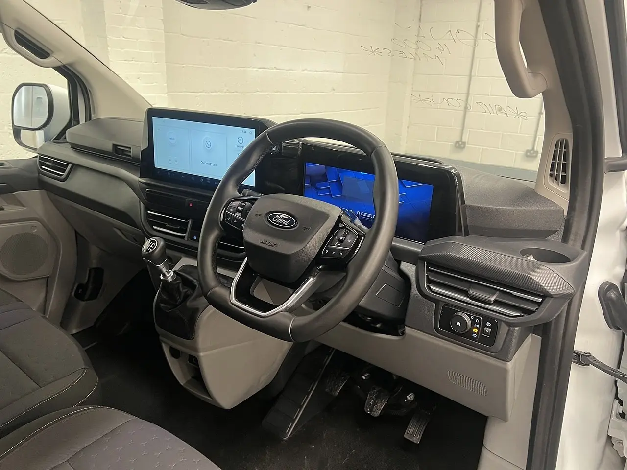 2025 Ford Transit Custom, photo 5