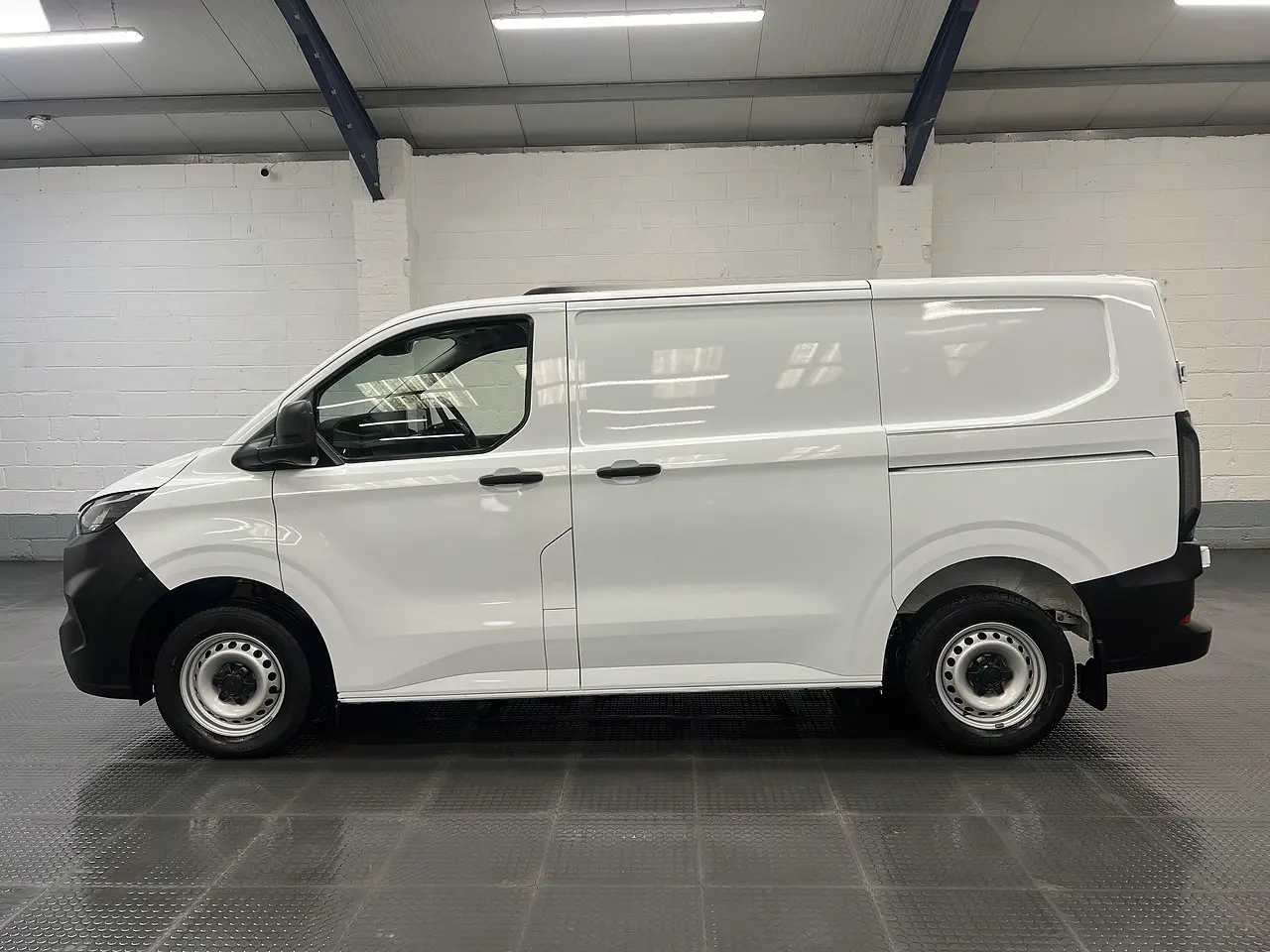2024 Ford Transit Custom