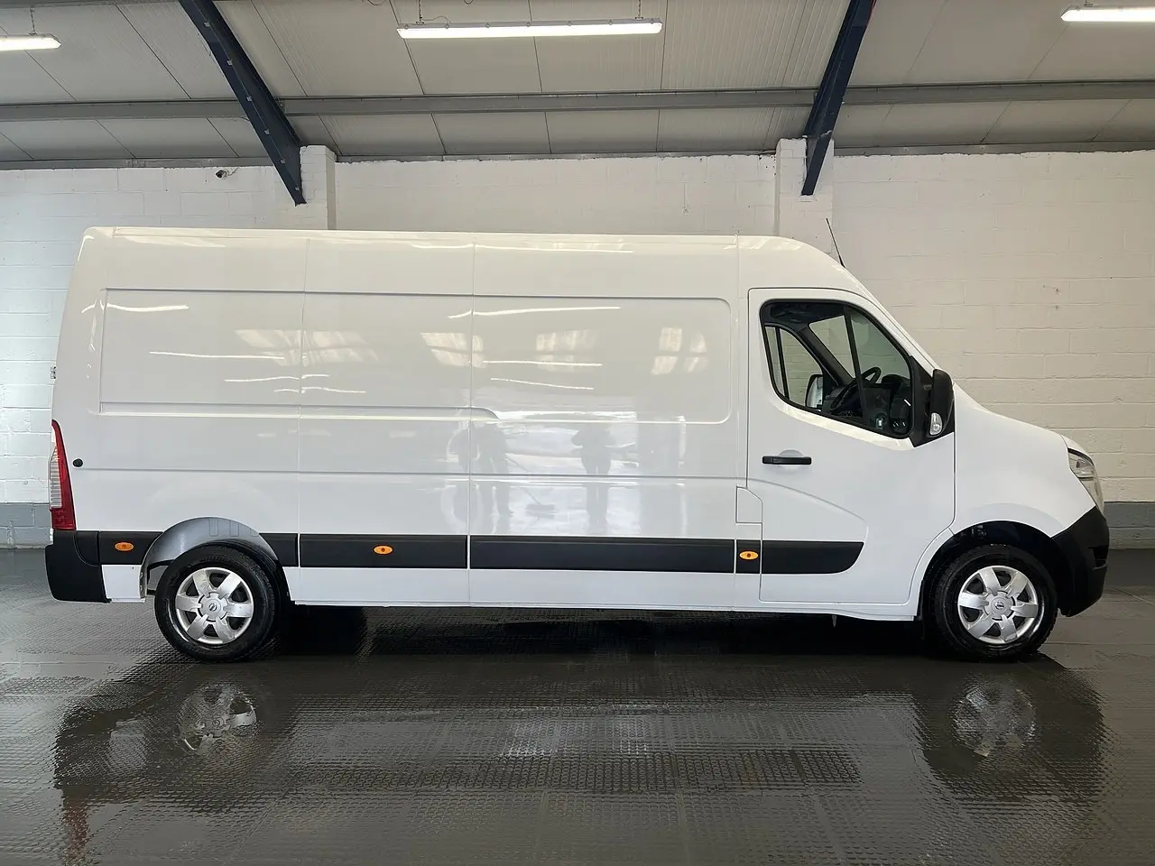 2023 Nissan Interstar, photo 9