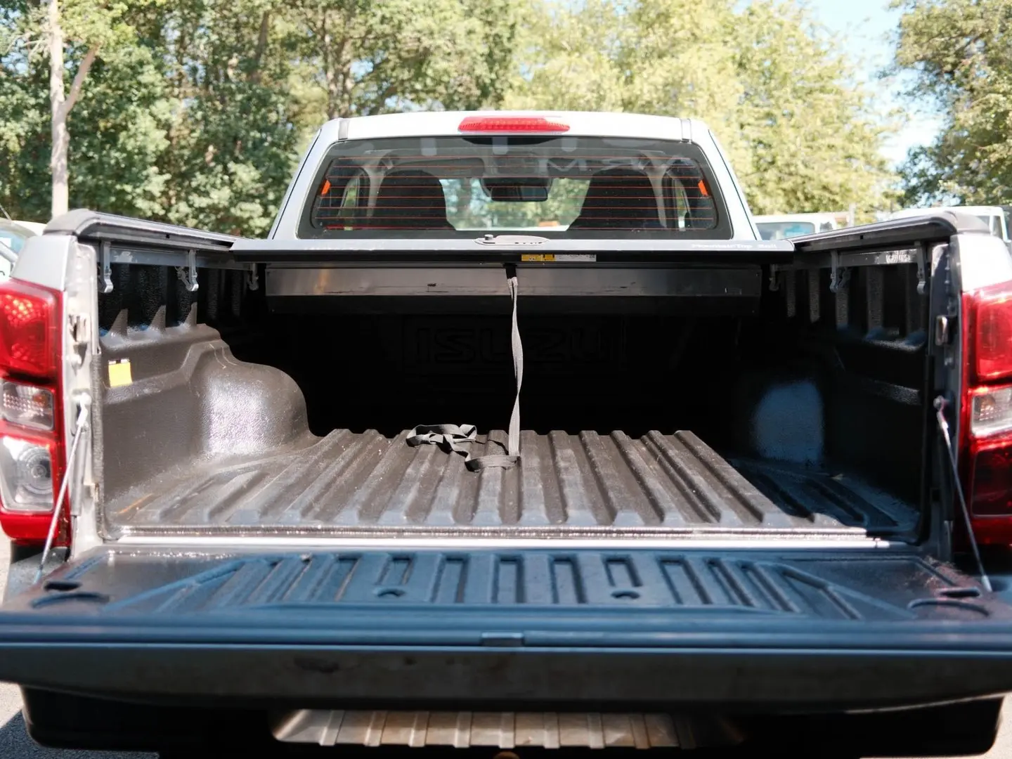 2021 Isuzu D-Max, photo 2