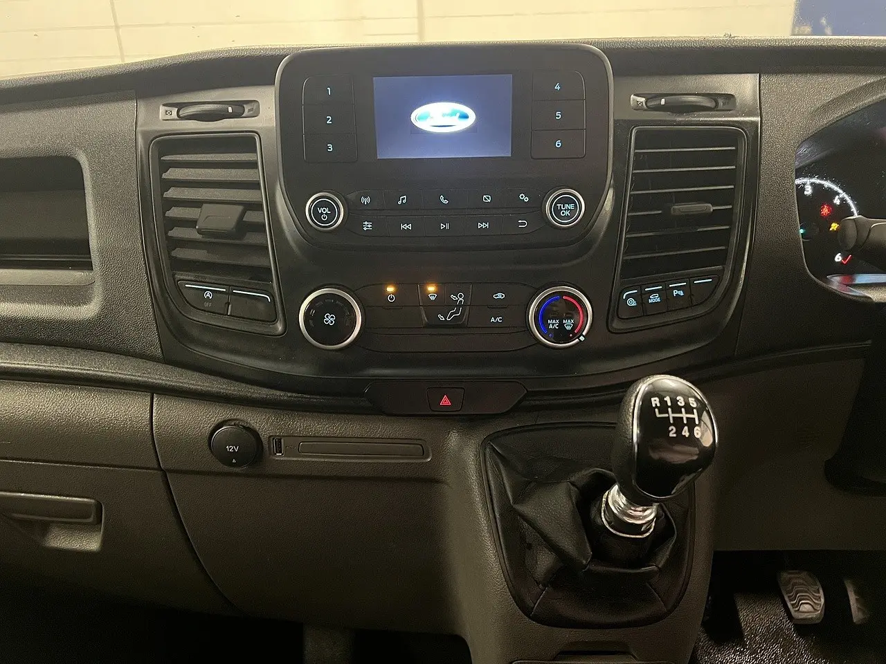 2023 Ford Transit Custom, photo 6