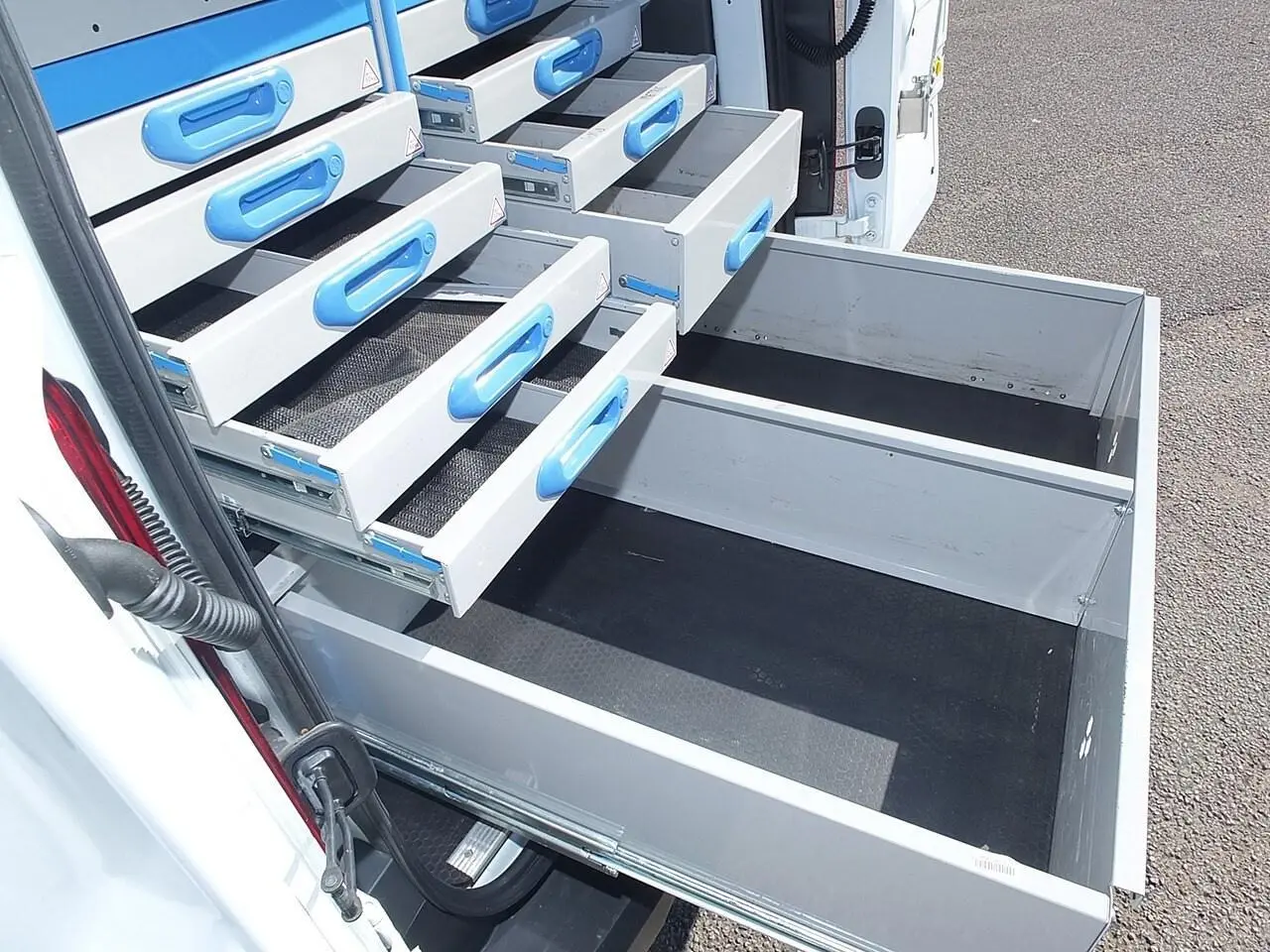 2020 Ford Transit Connect, photo 3