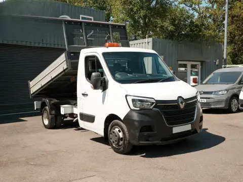2021 Renault Master