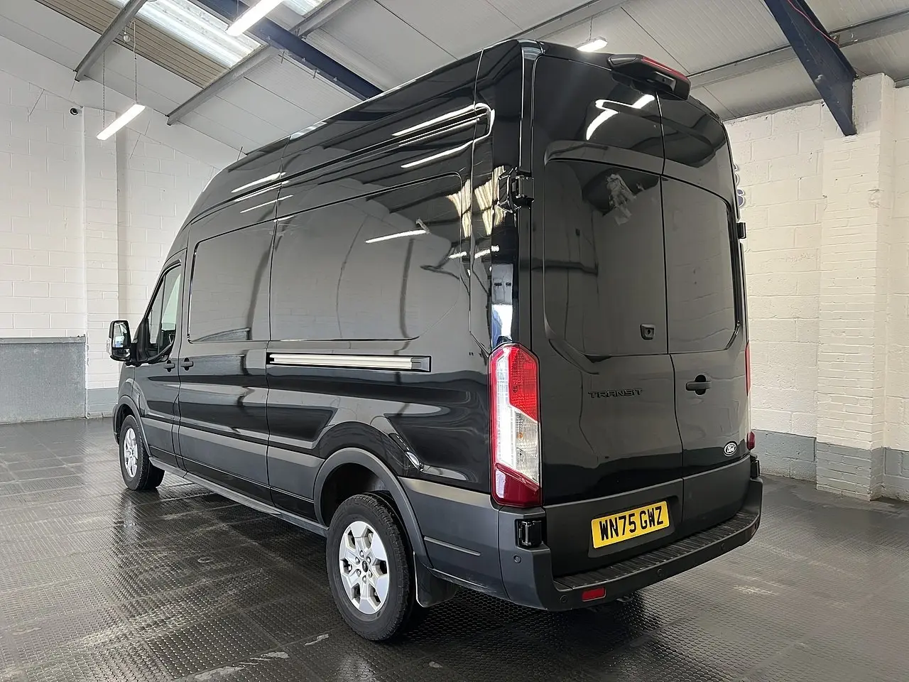 2025 Ford Transit, photo 3
