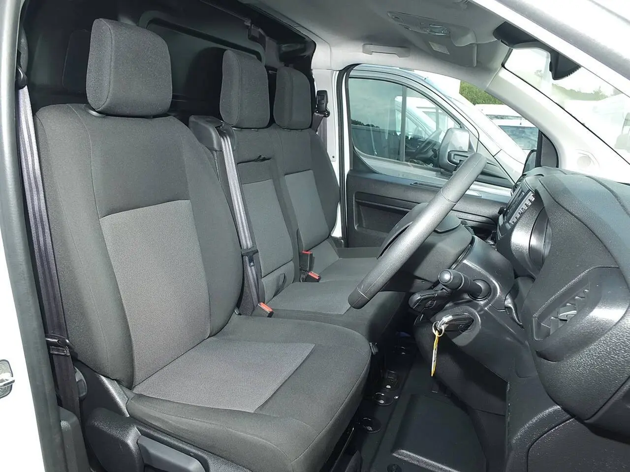 2023 Vauxhall Vivaro, photo 7