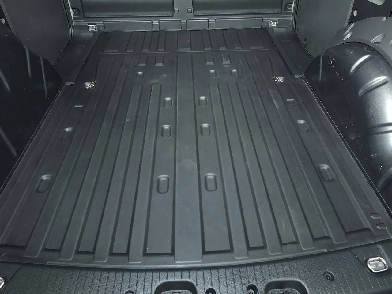 2023 Volkswagen Caddy, photo 3