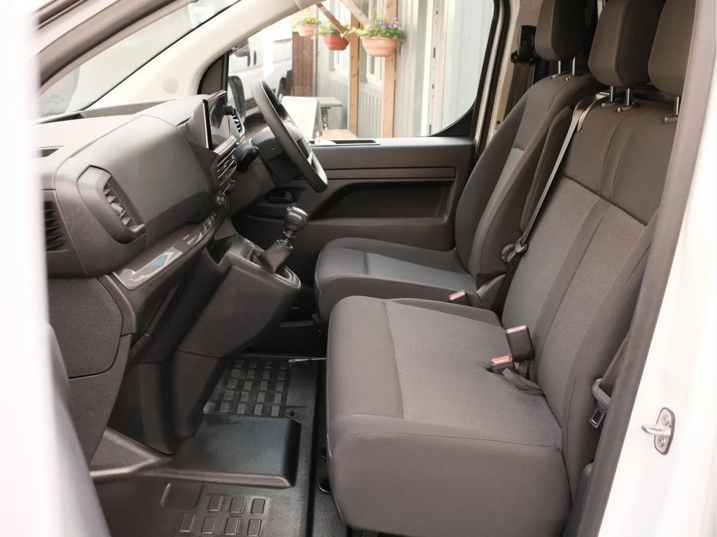 2026 Vauxhall Vivaro, photo 7