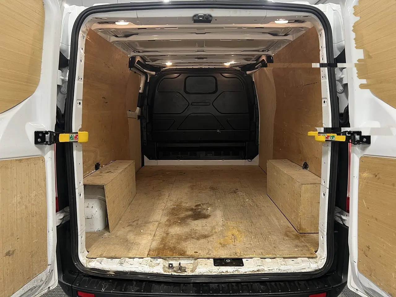 2023 Ford Transit Custom, photo 2