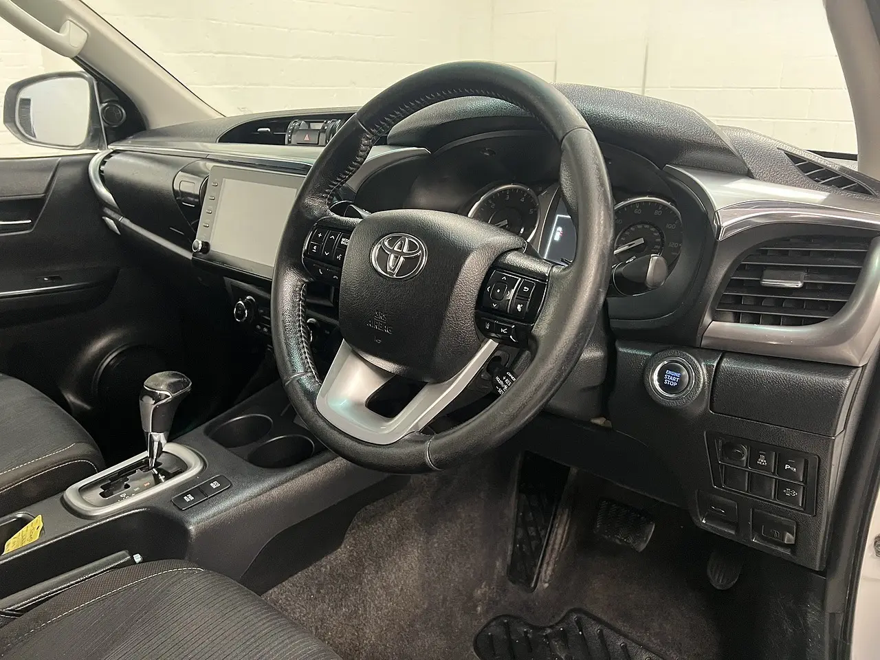 2021 Toyota Hilux, photo 5