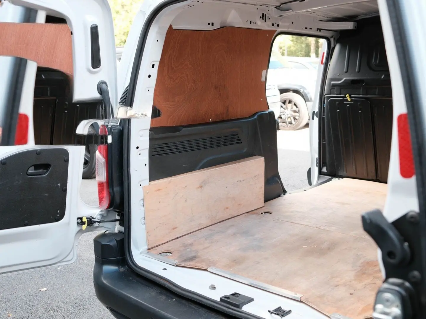 2023 Citroen Berlingo, photo 2