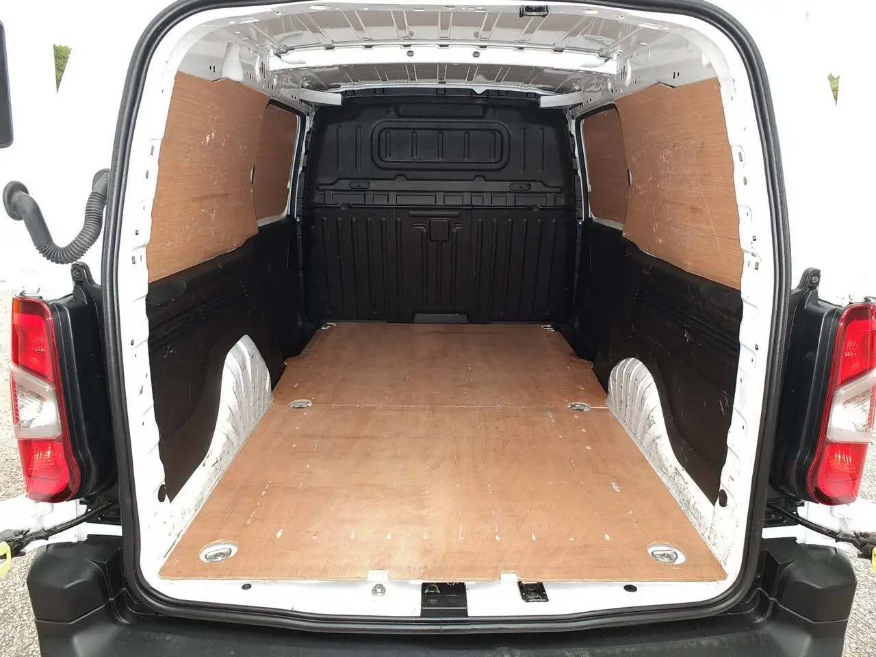 2021 Vauxhall Combo, photo 4