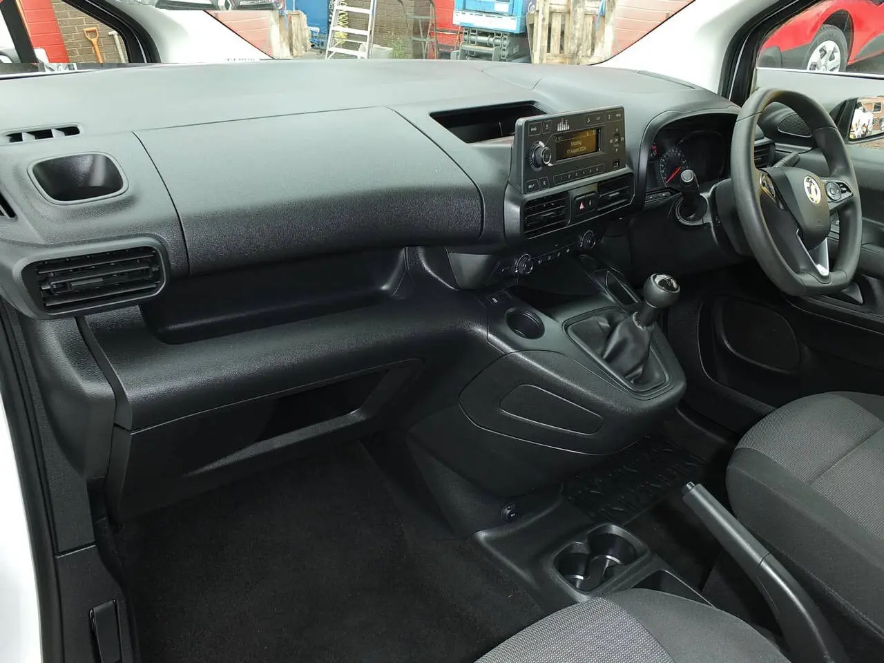 2021 Vauxhall Combo, photo 6