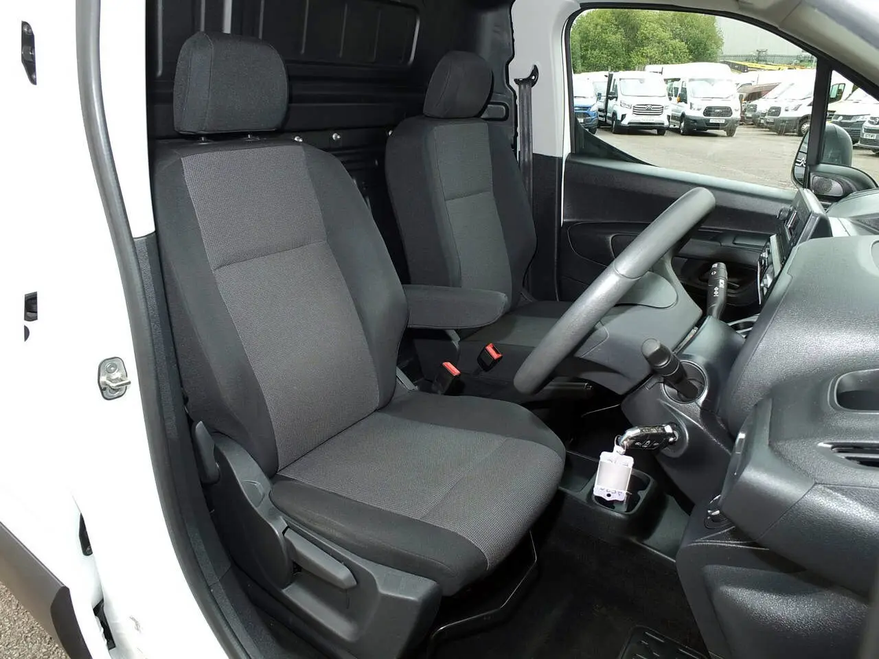 2021 Vauxhall Combo, photo 7