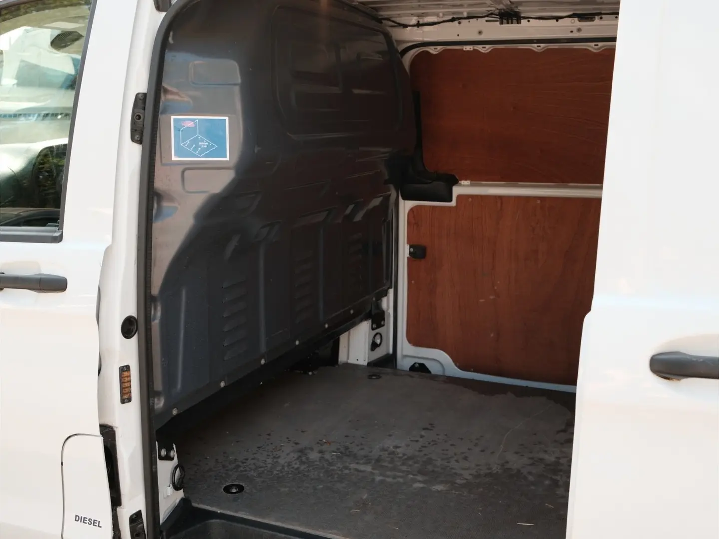 2021 Mercedes-Benz Vito, photo 3