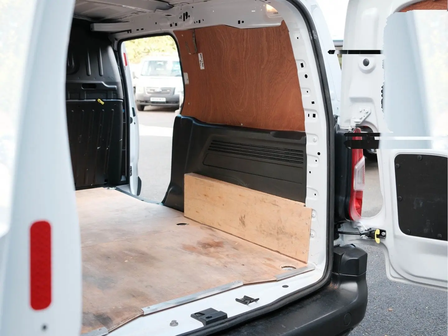 2023 Citroen Berlingo, photo 3