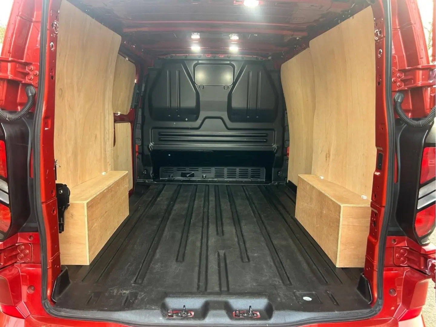 2024 Ford Transit Custom, photo 2