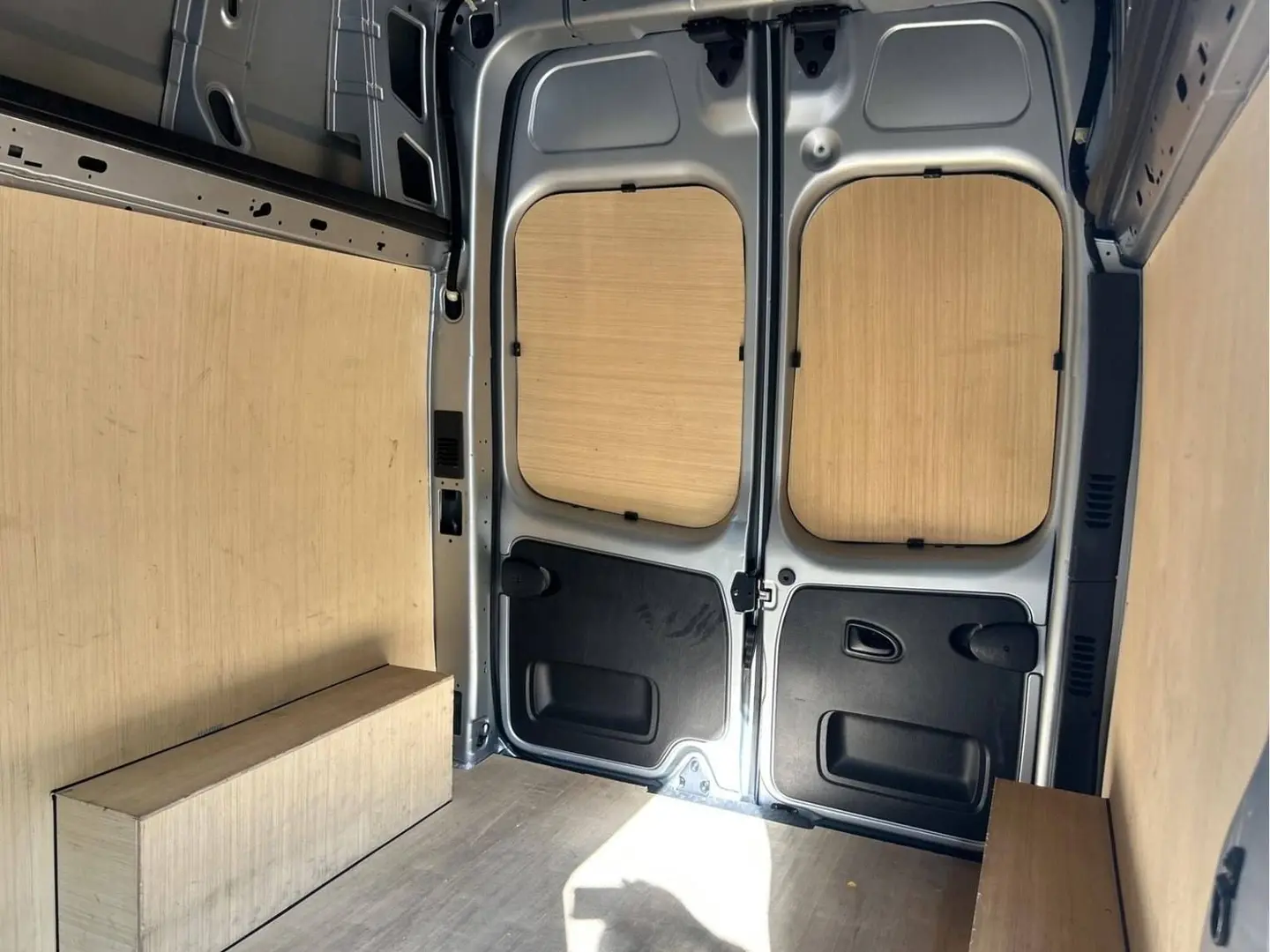 2025 Renault Trafic, photo 3