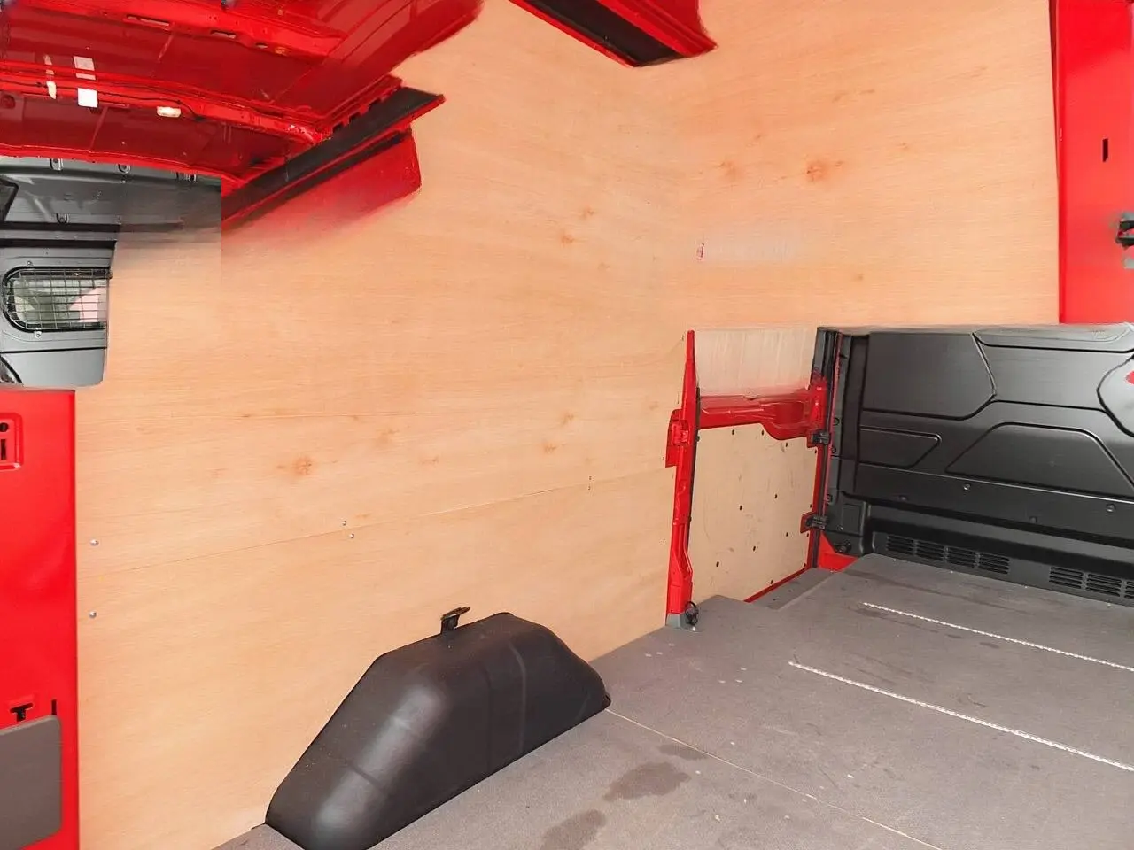 2025 Ford Transit, photo 3
