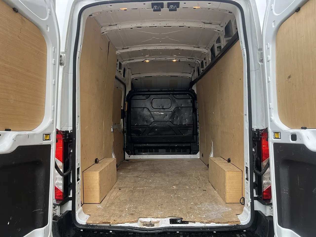 2023 Ford Transit, photo 3