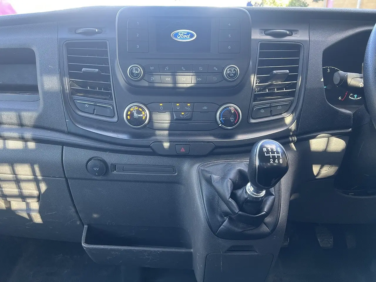 2022 Ford Transit, photo 4