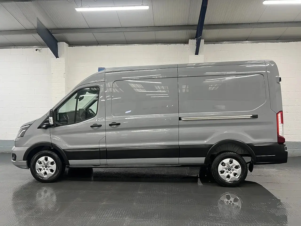 2025 Ford Transit