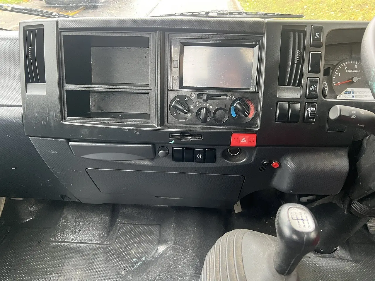 2023 Isuzu Grafter, photo 4