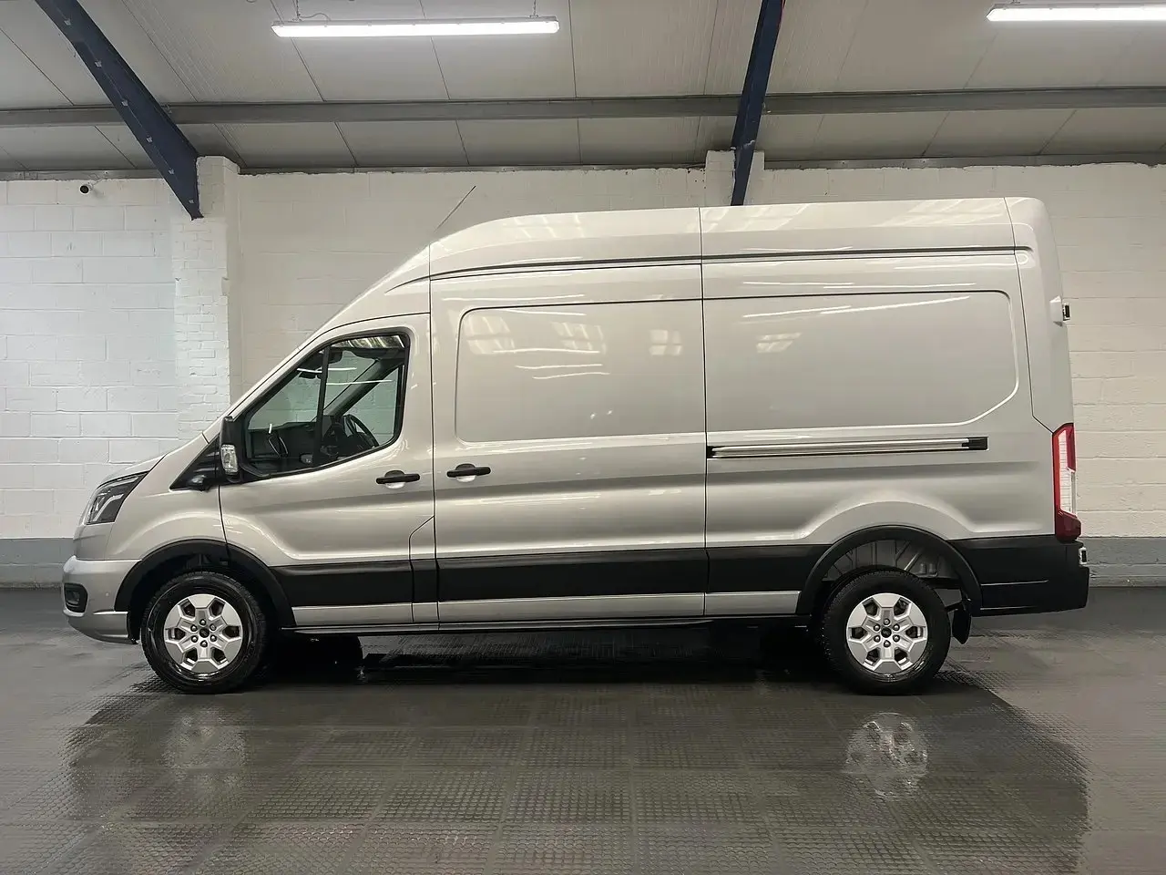 2025 Ford Transit