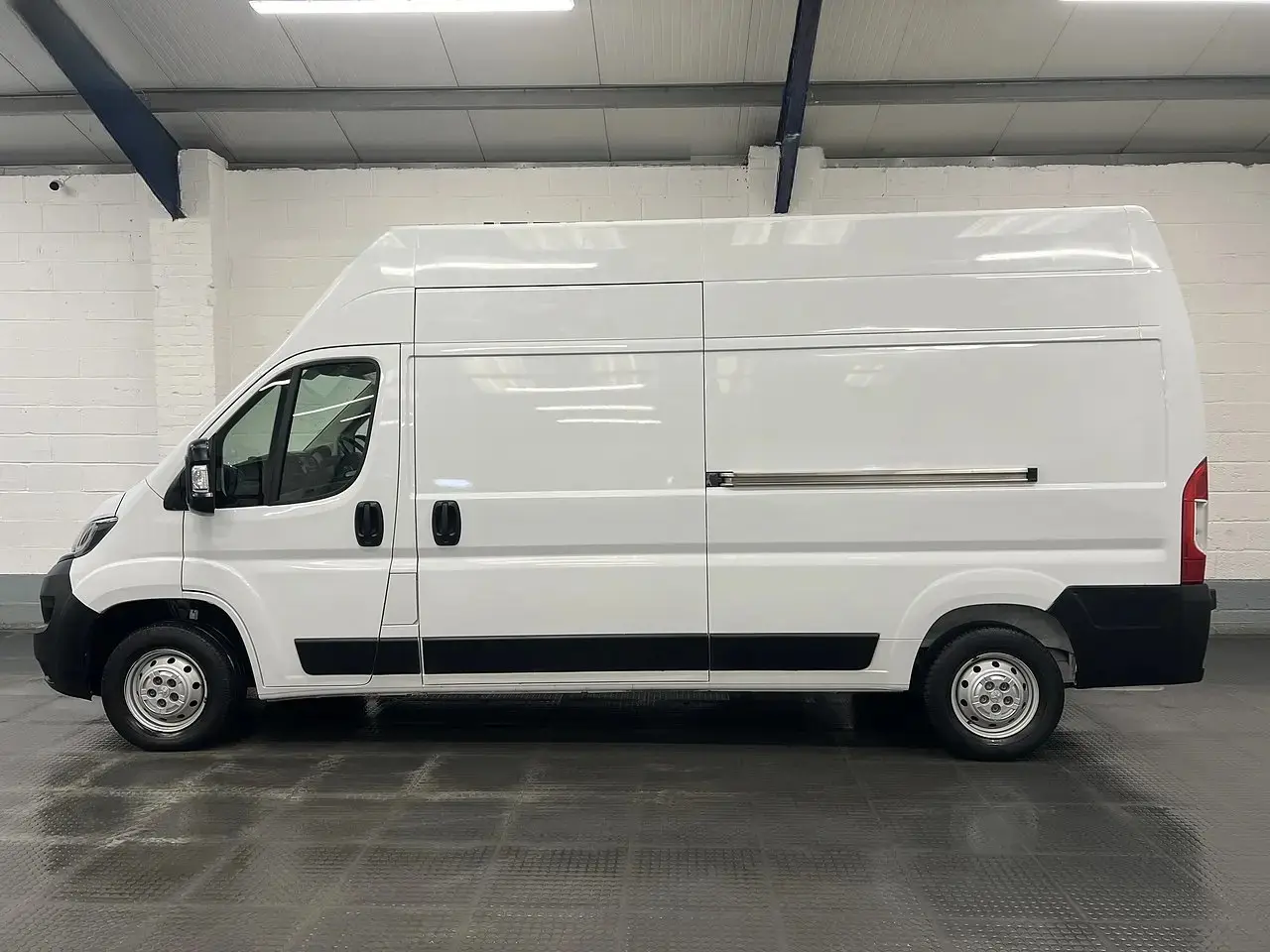 2021 Peugeot Boxer