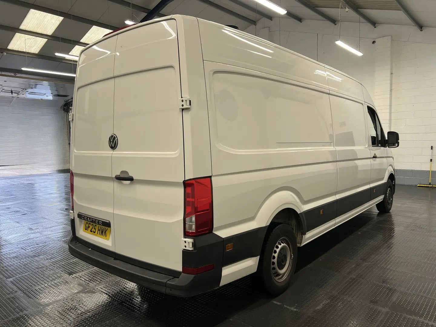 2025 Volkswagen Crafter, photo 3