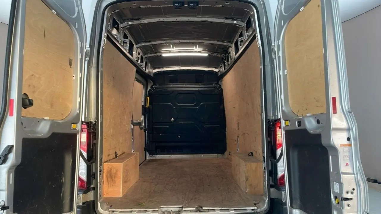 2025 Ford Transit, photo 2