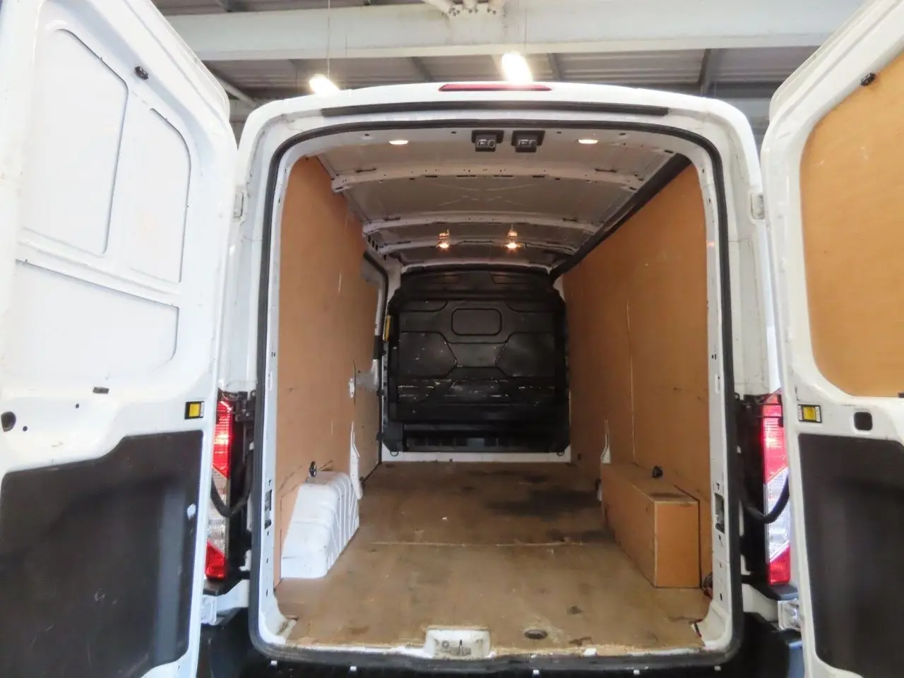 2023 Ford Transit, photo 3