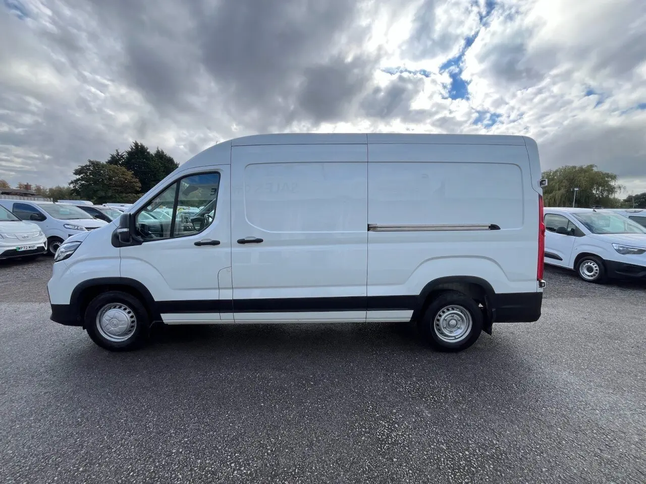 2023 Maxus Deliver 9