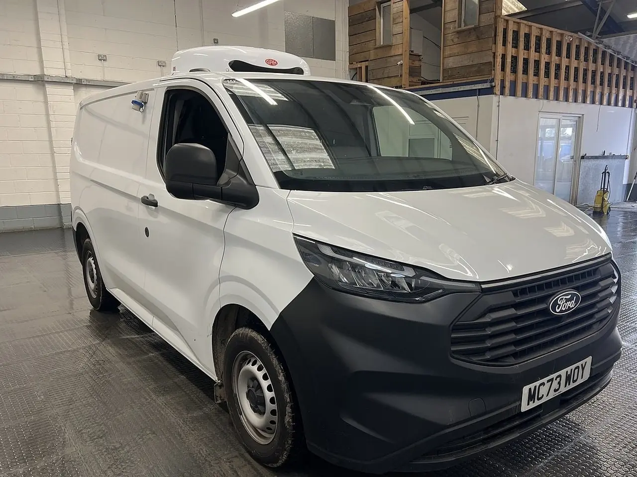 2024 Ford Transit Custom