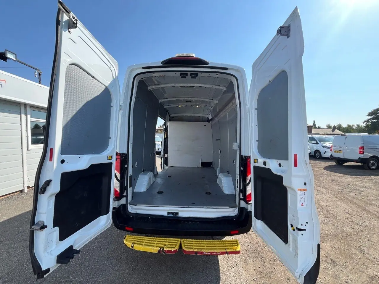 2020 Ford Transit, photo 2