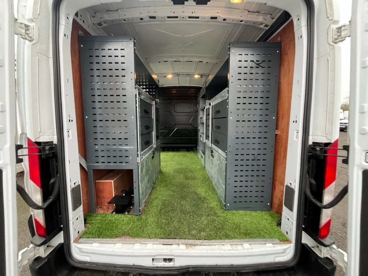 2022 Ford Transit, photo 2