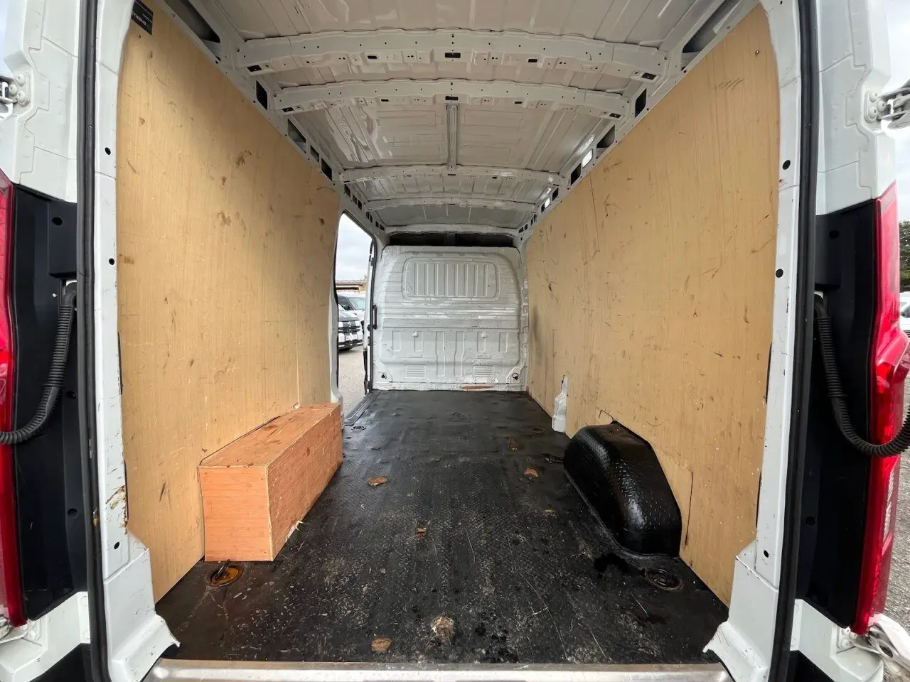 2024 Maxus Deliver 9, photo 2