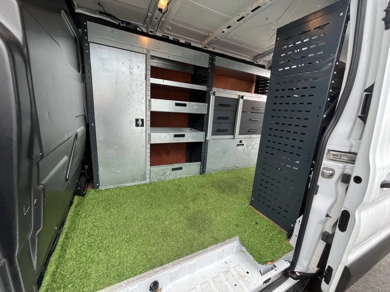2022 Ford Transit, photo 9