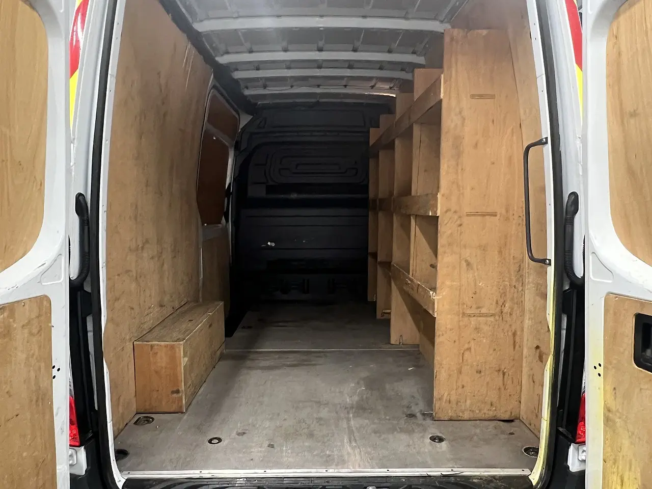 2024 Mercedes-Benz Sprinter, photo 2