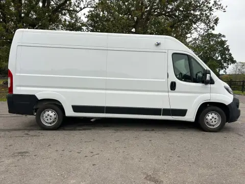 2023 Peugeot Boxer