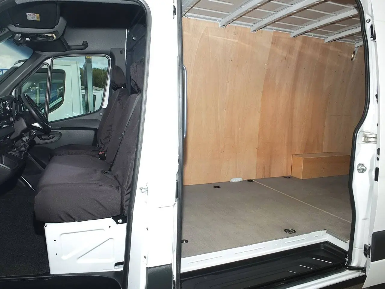 2025 Mercedes-Benz Sprinter, photo 10