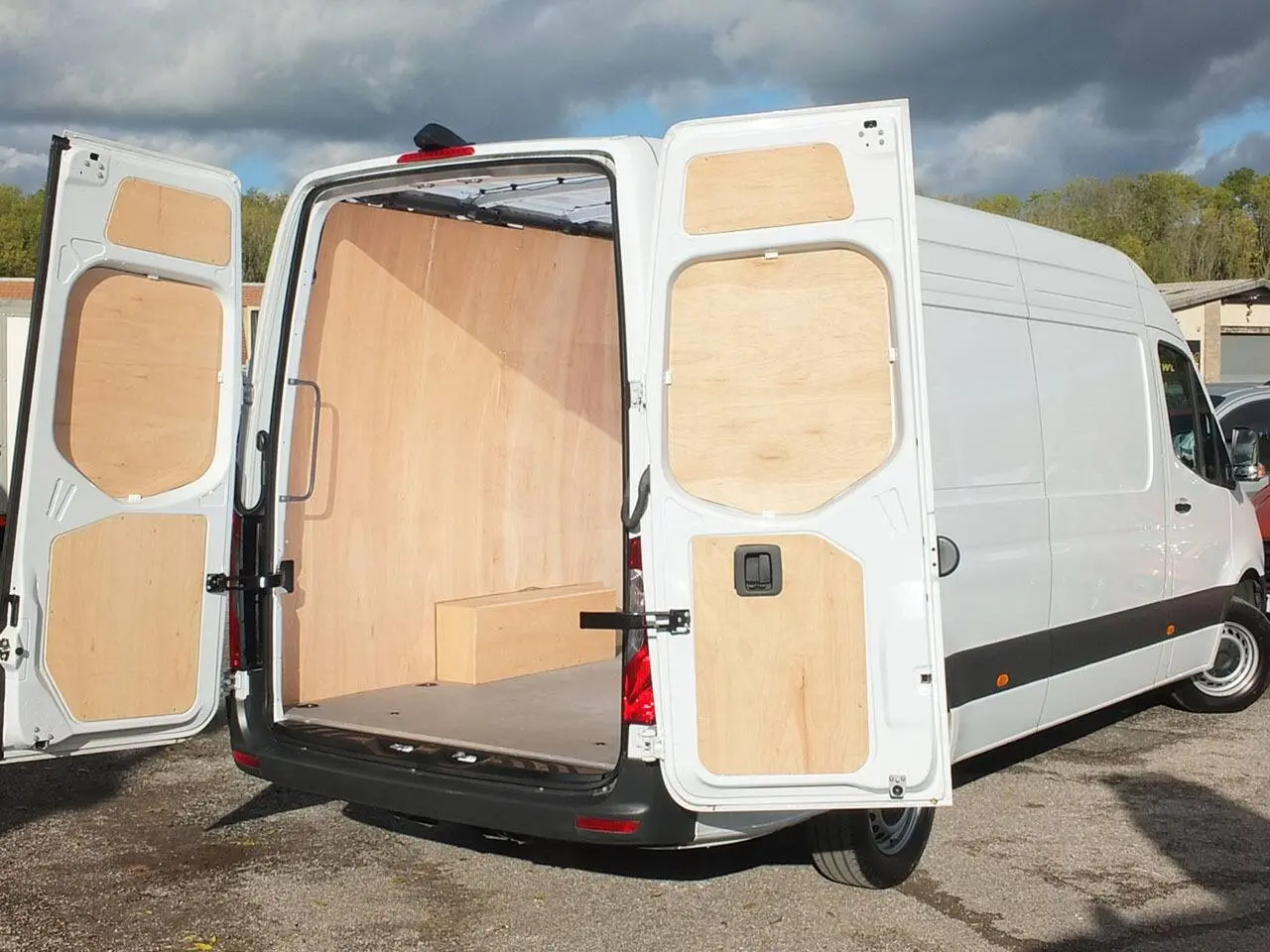 2025 Mercedes-Benz Sprinter, photo 4