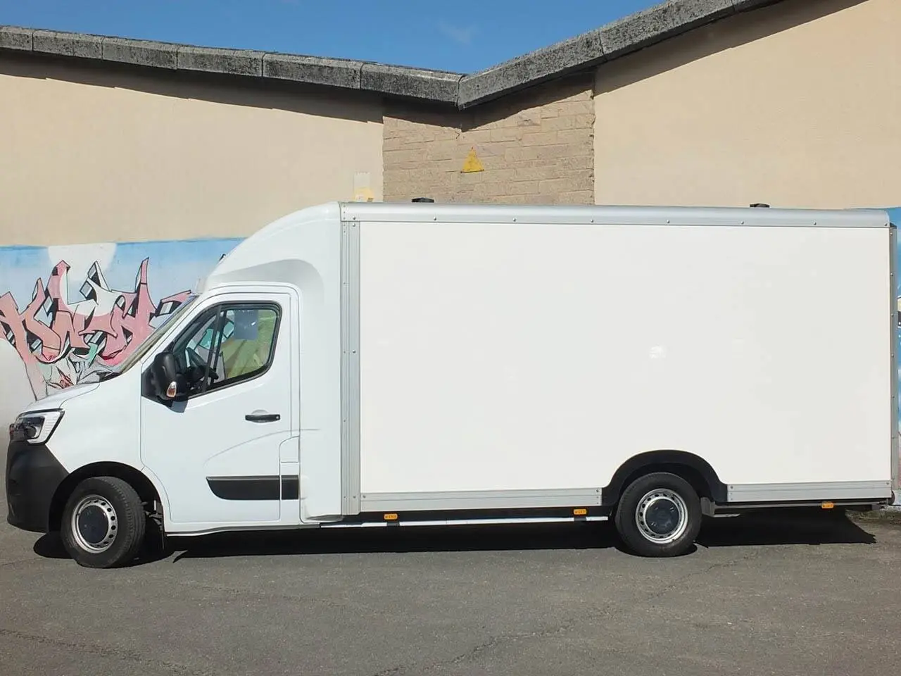 2023 Renault Master