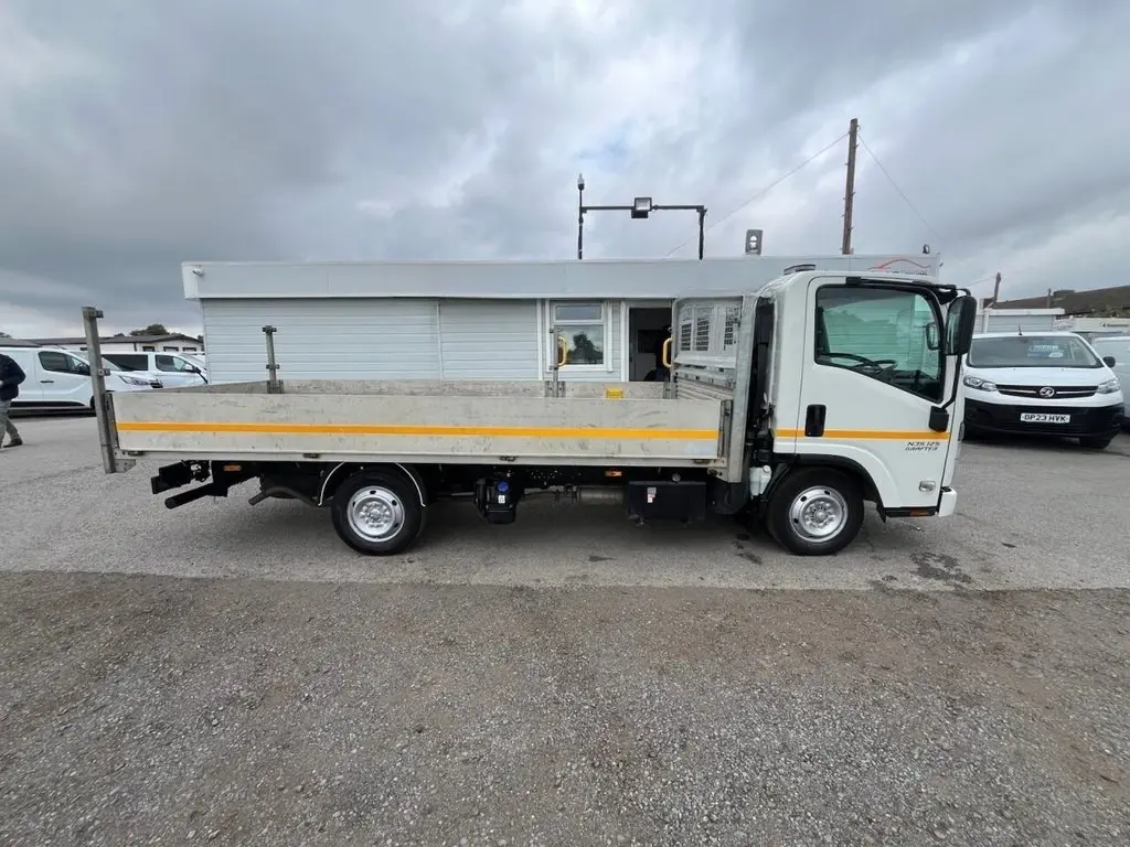 2023 Isuzu Grafter