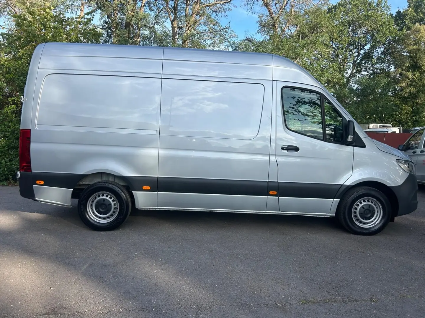 2020 Mercedes-Benz Sprinter, photo 3
